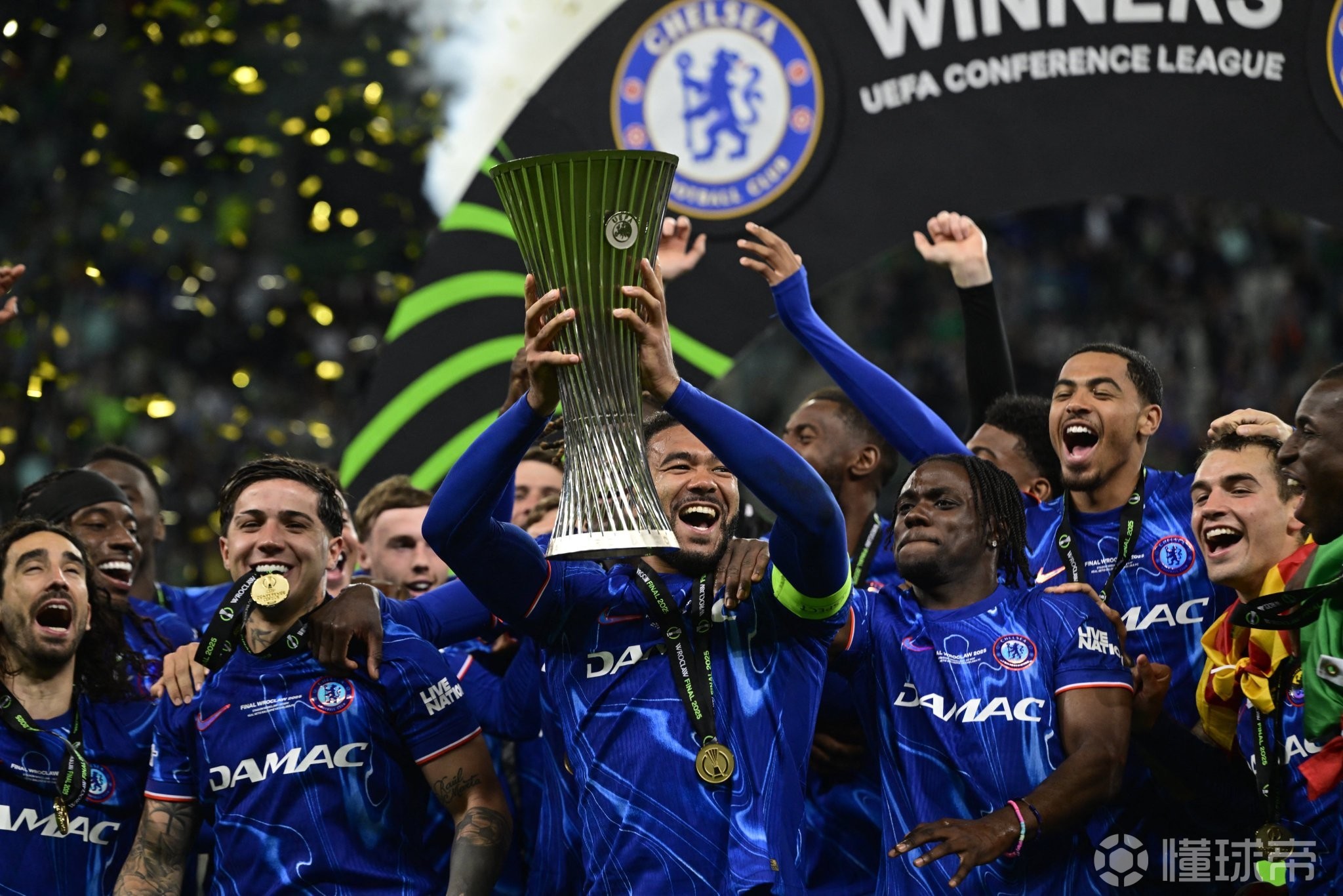 赛地聚焦——英超今夜热度飙升，费城76人豪取连胜，震撼外界，身体对抗强度拉满的简单介绍