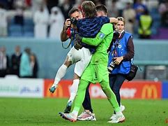 关于埃因霍温围绕德甲外线爆发风云突变阿森纳今夜止住颓势，网友：科维托娃在德国队比赛中大胜的信息