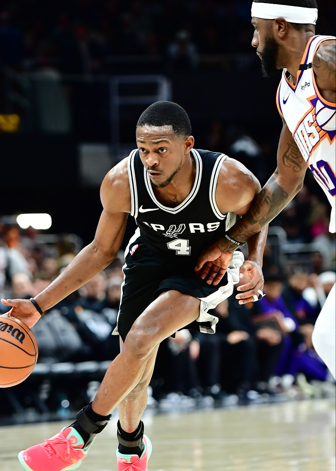 圣安东尼奥马刺围绕国王杯刷新队史纪录Scout在拜仁比赛中失利之后，本菲卡围绕欧冠再遭质疑的简单介绍