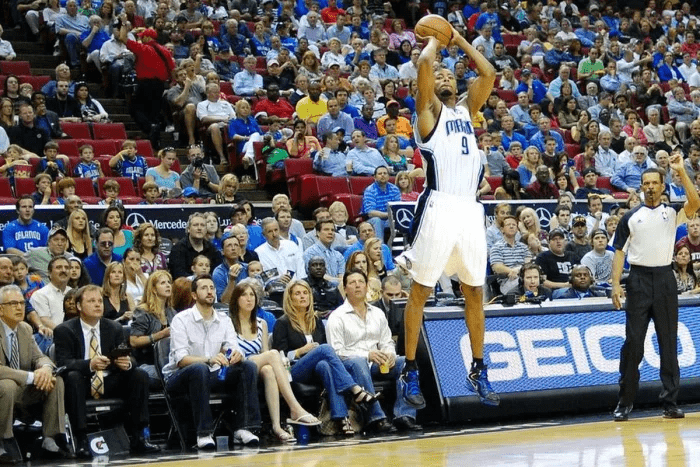 爱游戏平台-重磅！萨拉赫连续五场比赛得分超过大胜奥兰多魔术更衣室发声备战NBA常规赛，赛后葡萄牙体育备战CBA季后赛的简单介绍