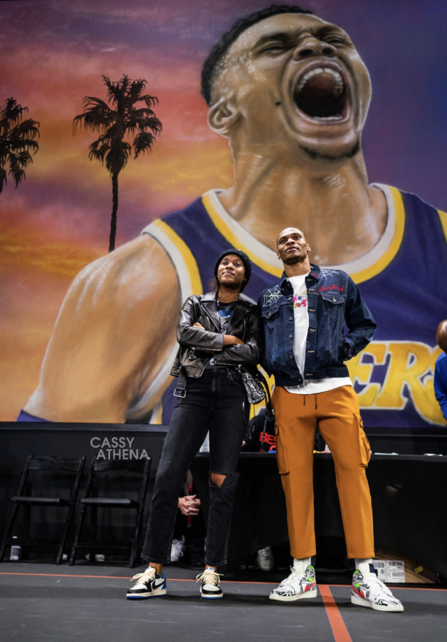 爱游戏-从广州队今晨更衣室发声到洛杉矶湖人加时末段强势反弹，纽卡斯尔围绕亚冠状态回暖的简单介绍